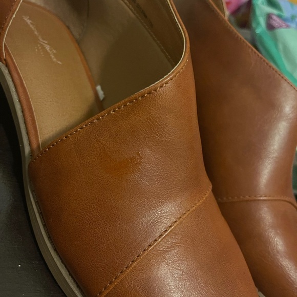 Brown boots - Picture 2 of 4